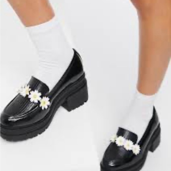 ASOS DESIGN Women's 8 Simone Chunky Mid Heeled Loafer In Black With Daisies - Picture 2 of 9